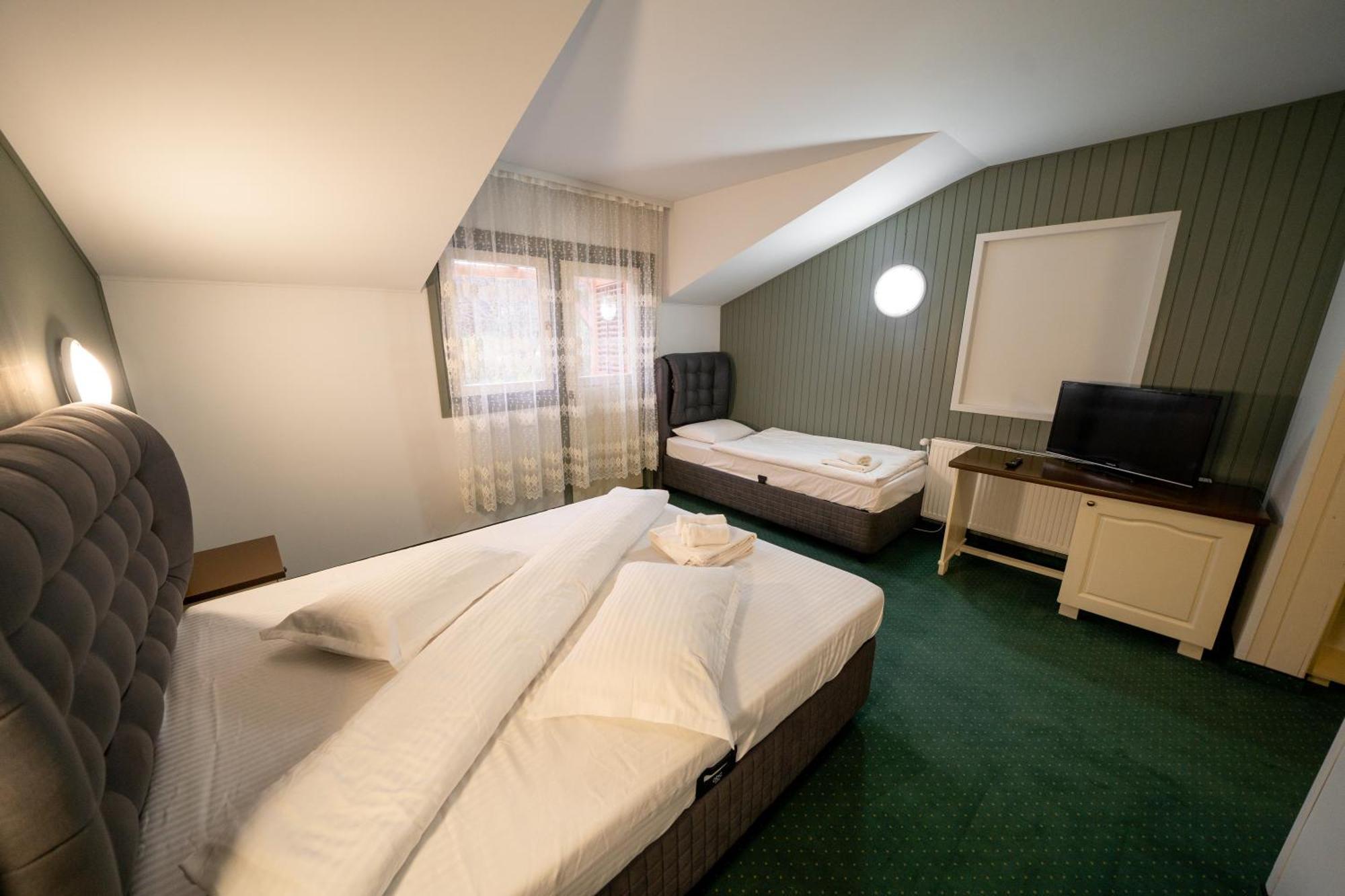 Popas Turistic Transfagarasan Hotel Cârțișoara Exterior photo
